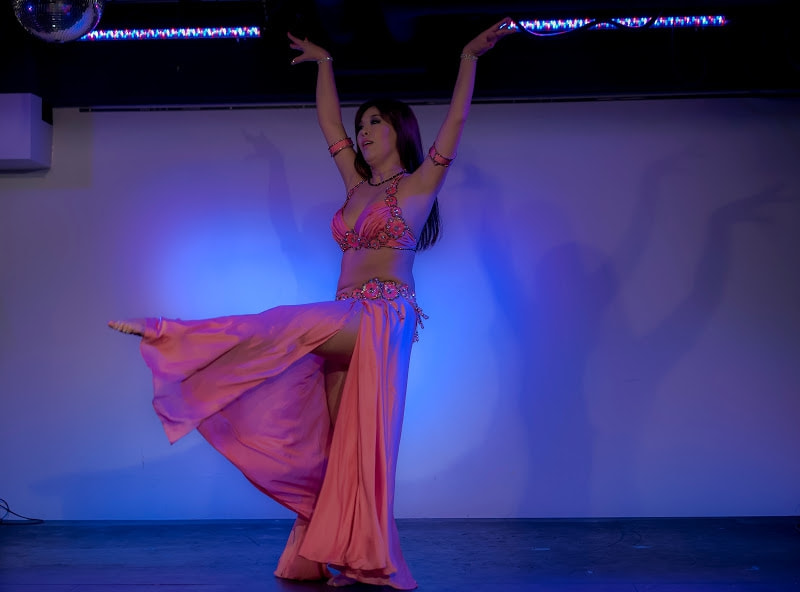 belly dance studio warda